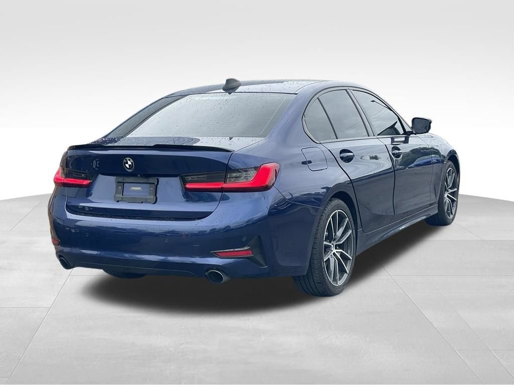 Used 2020 BMW 330i xDrive Sedan w/ Convenience Package AWD/4WD image 4