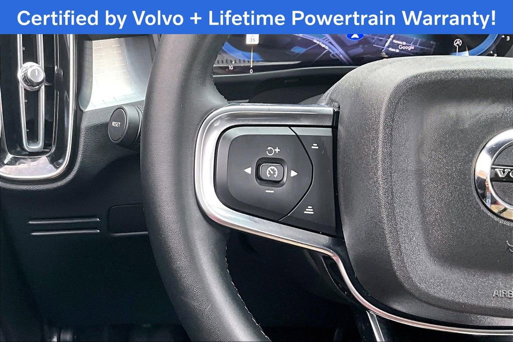 Certified 2023 Volvo XC40 B5 Core image 26