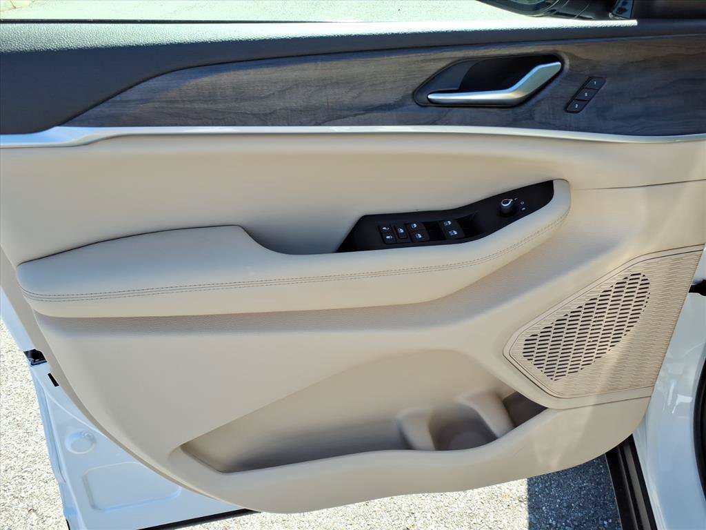 New 2027 Jeep Grand Cherokee Limited AWD/4WD image 6