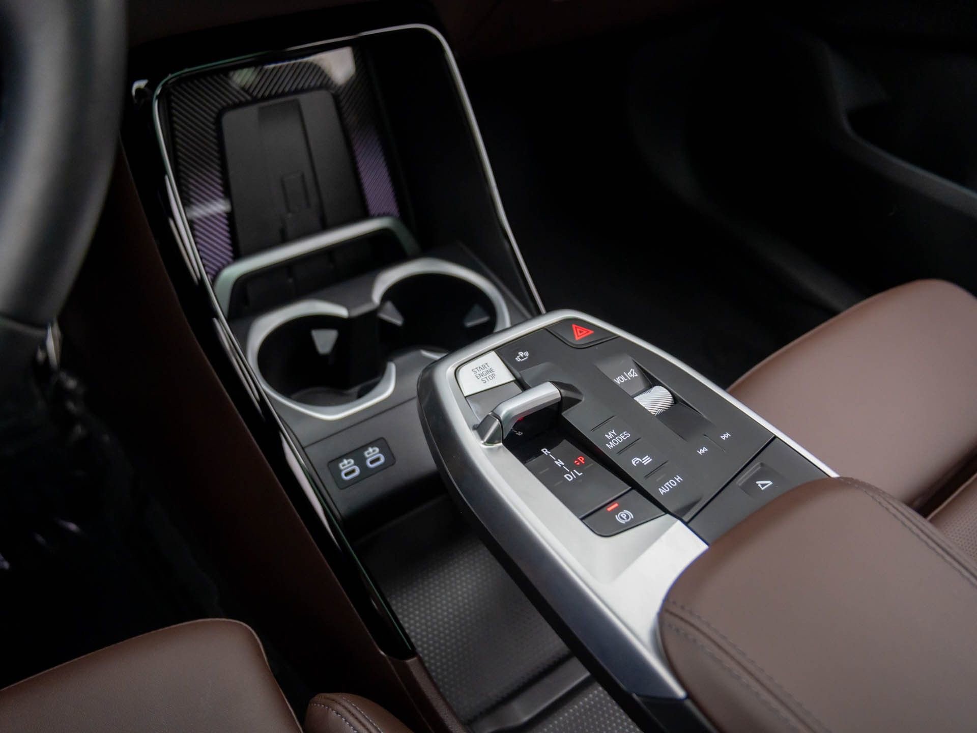 Certified 2025 BMW X2 xDrive28i image 13