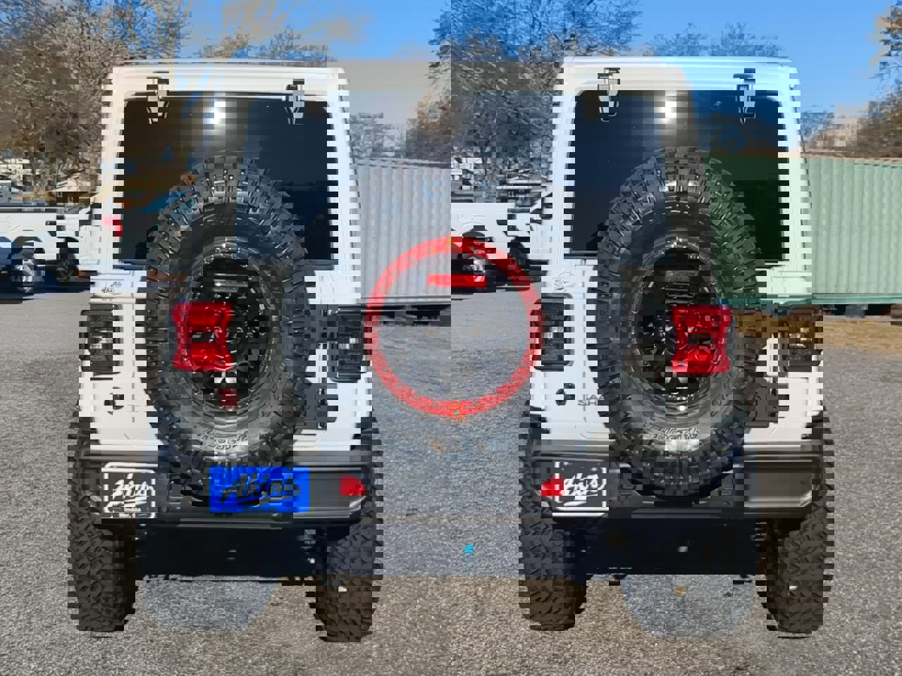 New 2026 Jeep Wrangler Sahara image 5