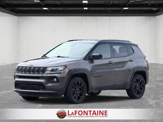Certified 2023 Jeep Compass Latitude w/ Convenience Group AWD/4WD image 1