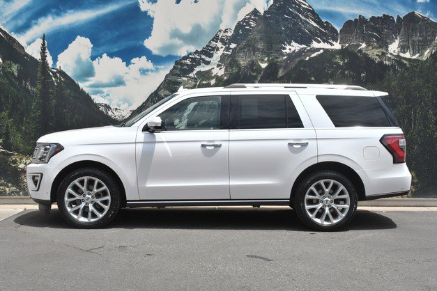 Used 2019 Ford Expedition Limited w/ Equipment Group 302A AWD/4WD image 7