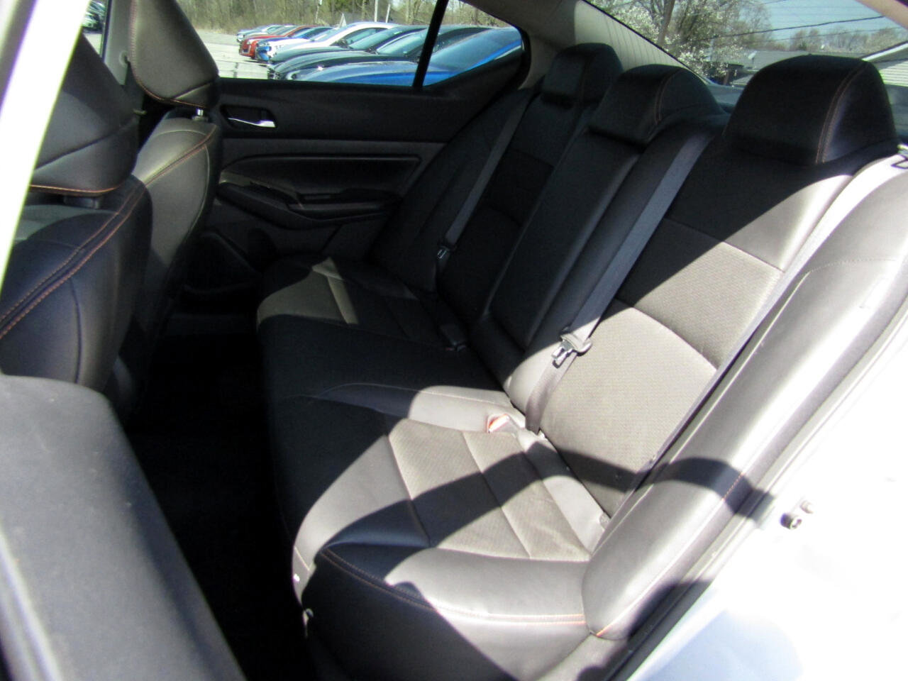 Used 2021 Nissan Altima 2.5 SR w/ SR Premium Package image 21