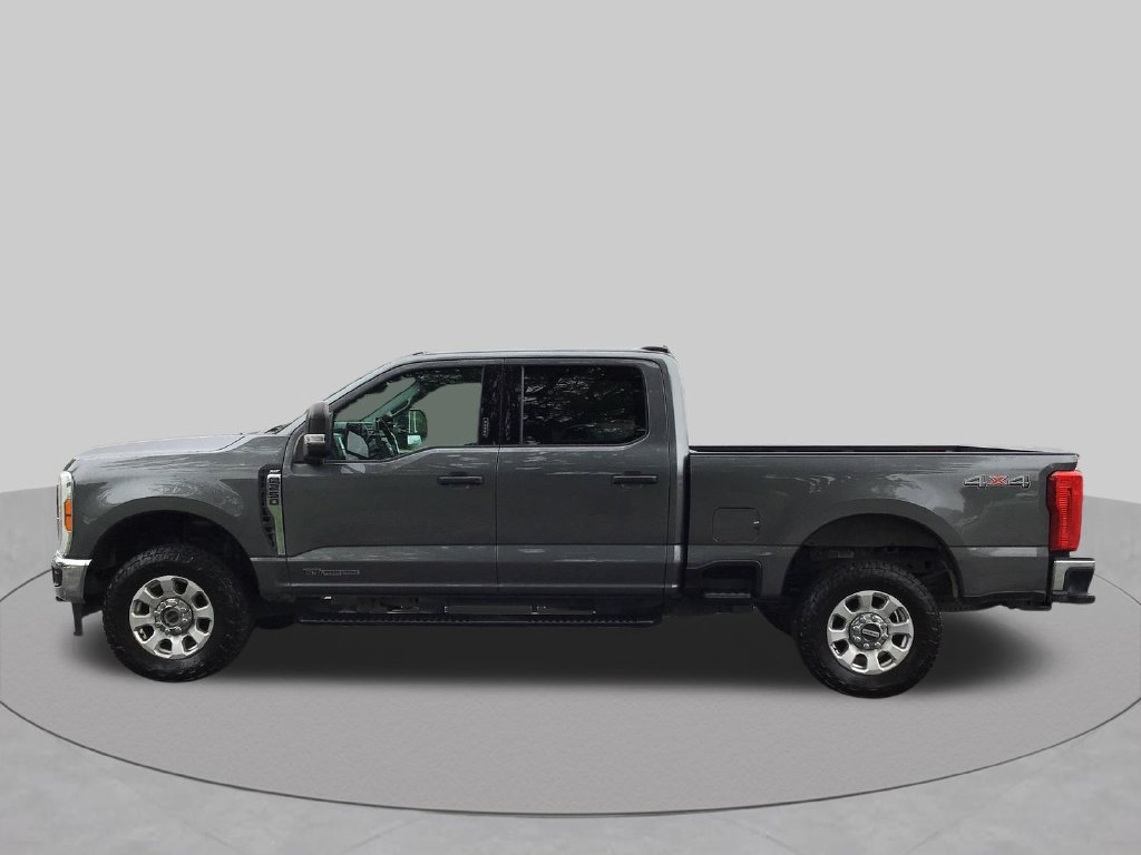 Used 2023 Ford F250 XLT AWD/4WD image 11