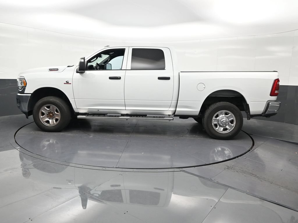 Used 2024 RAM 2500 Tradesman w/ Chrome Appearance Group AWD/4WD image 2