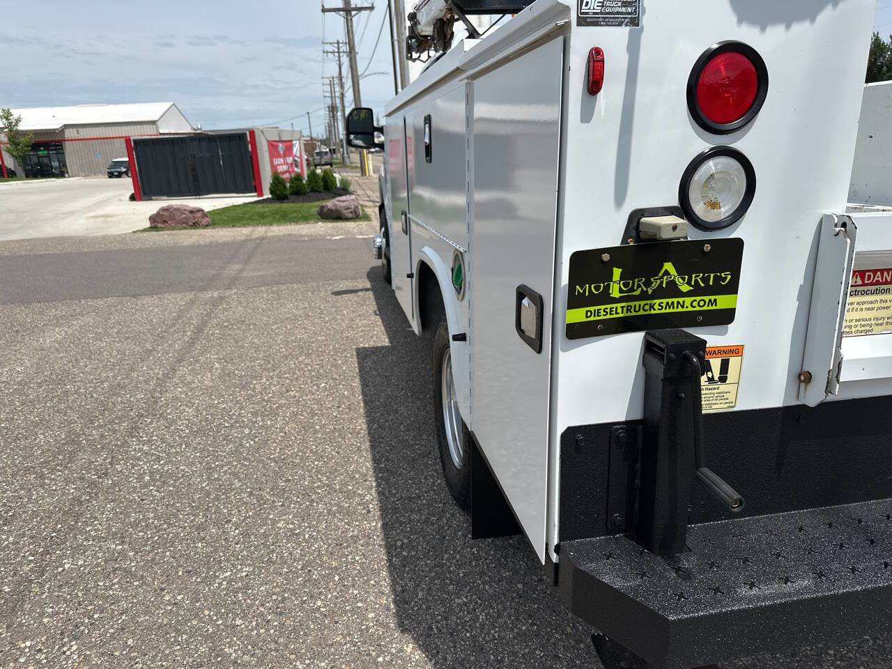 Used 2017 Ford F350 XL w/ Power Equipment Group image 25