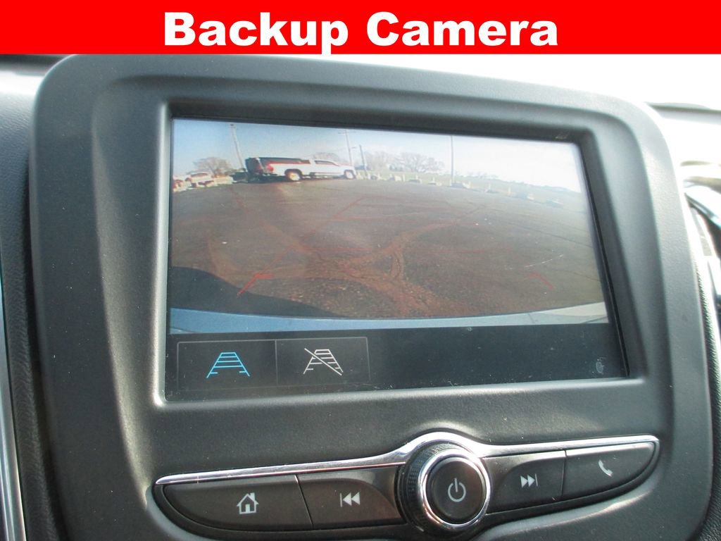 Used 2018 Chevrolet Malibu LT image 15