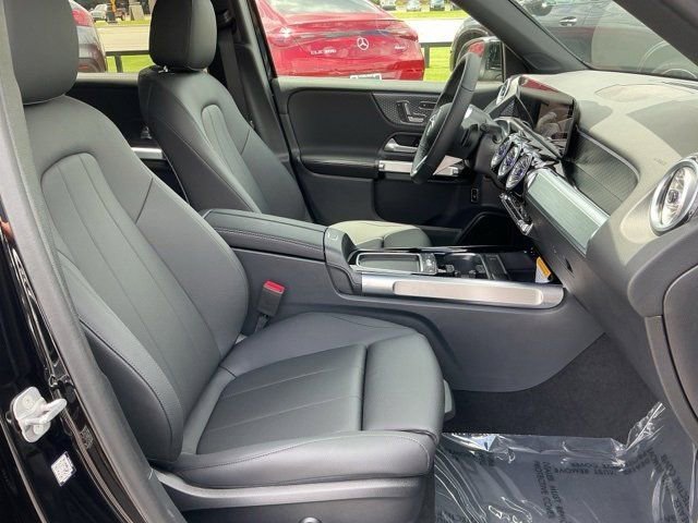 Certified 2025 Mercedes-Benz GLB 250 image 19