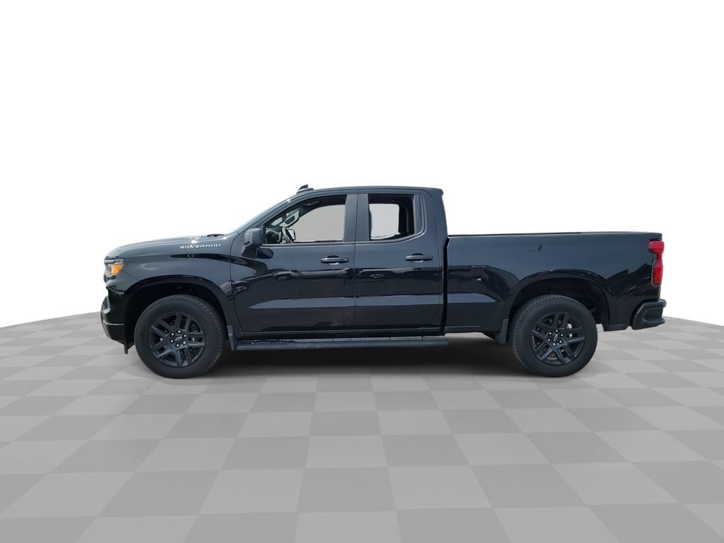 Certified 2026 Chevrolet Silverado 1500 Custom RWD image 5