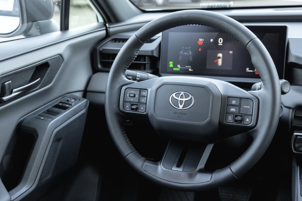 New 2026 Toyota RAV4 SE AWD/4WD image 13