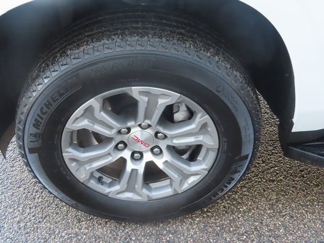 Used 2024 GMC Yukon SLE image 14