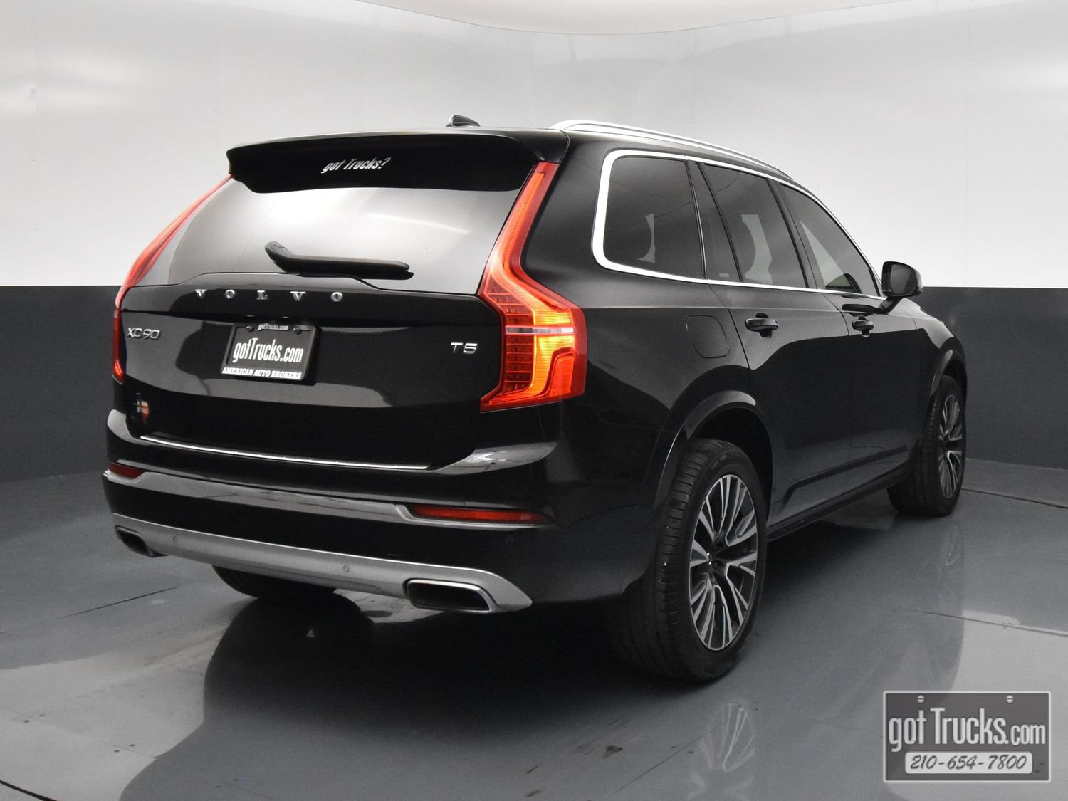Used 2021 Volvo XC90 T5 Momentum w/ Protection Package Premier FWD image 48