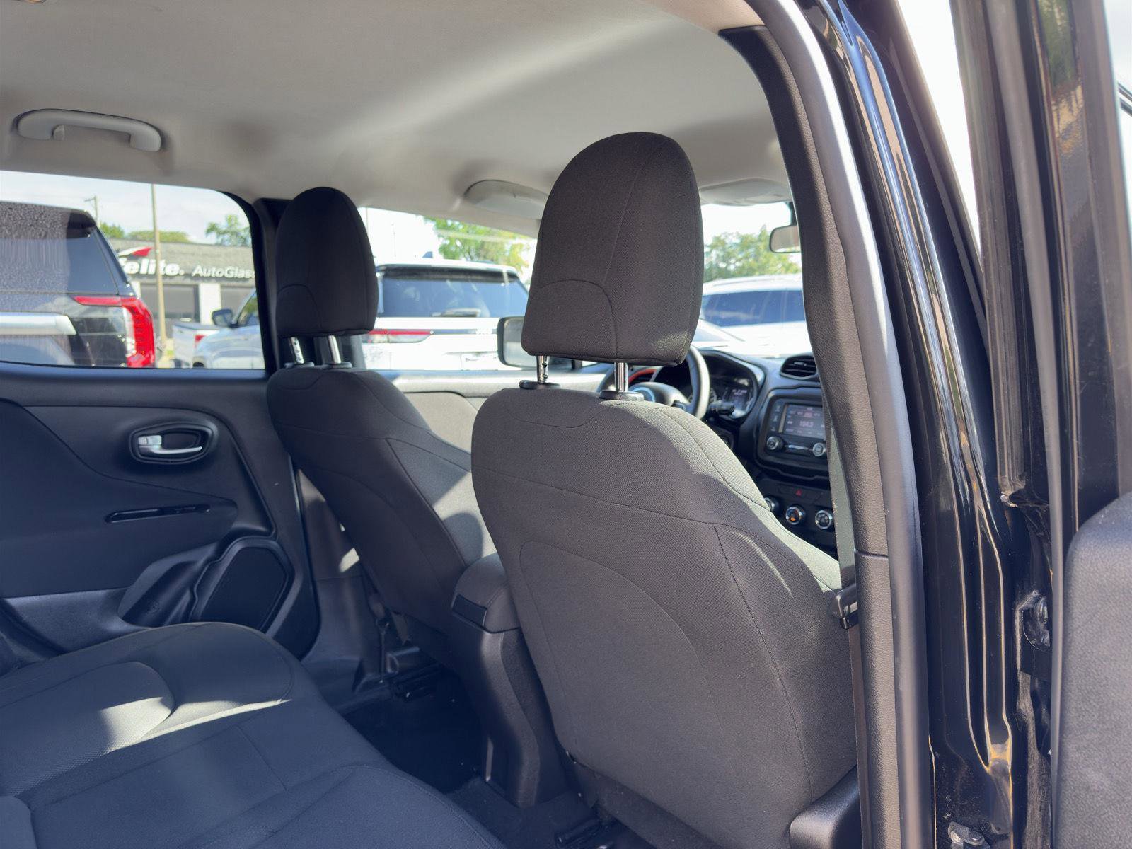 Used 2019 Jeep Renegade Sport AWD/4WD image 33