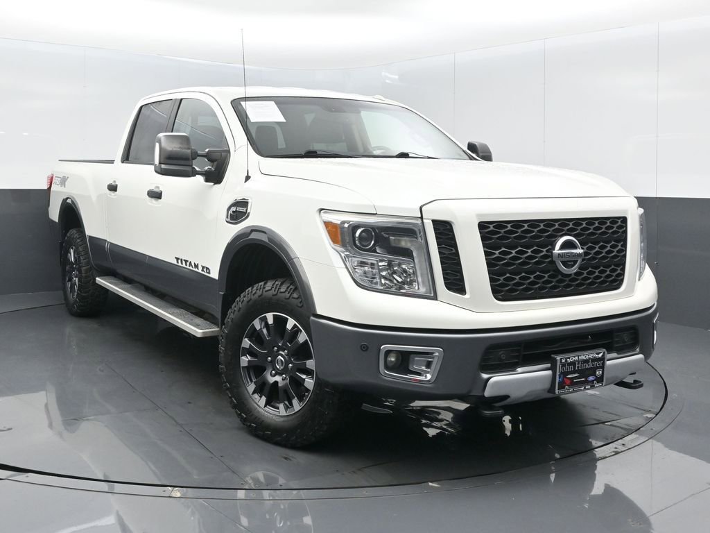 Used 2018 Nissan Titan PRO-4X w/ Pro-4x Convenience Package image 2
