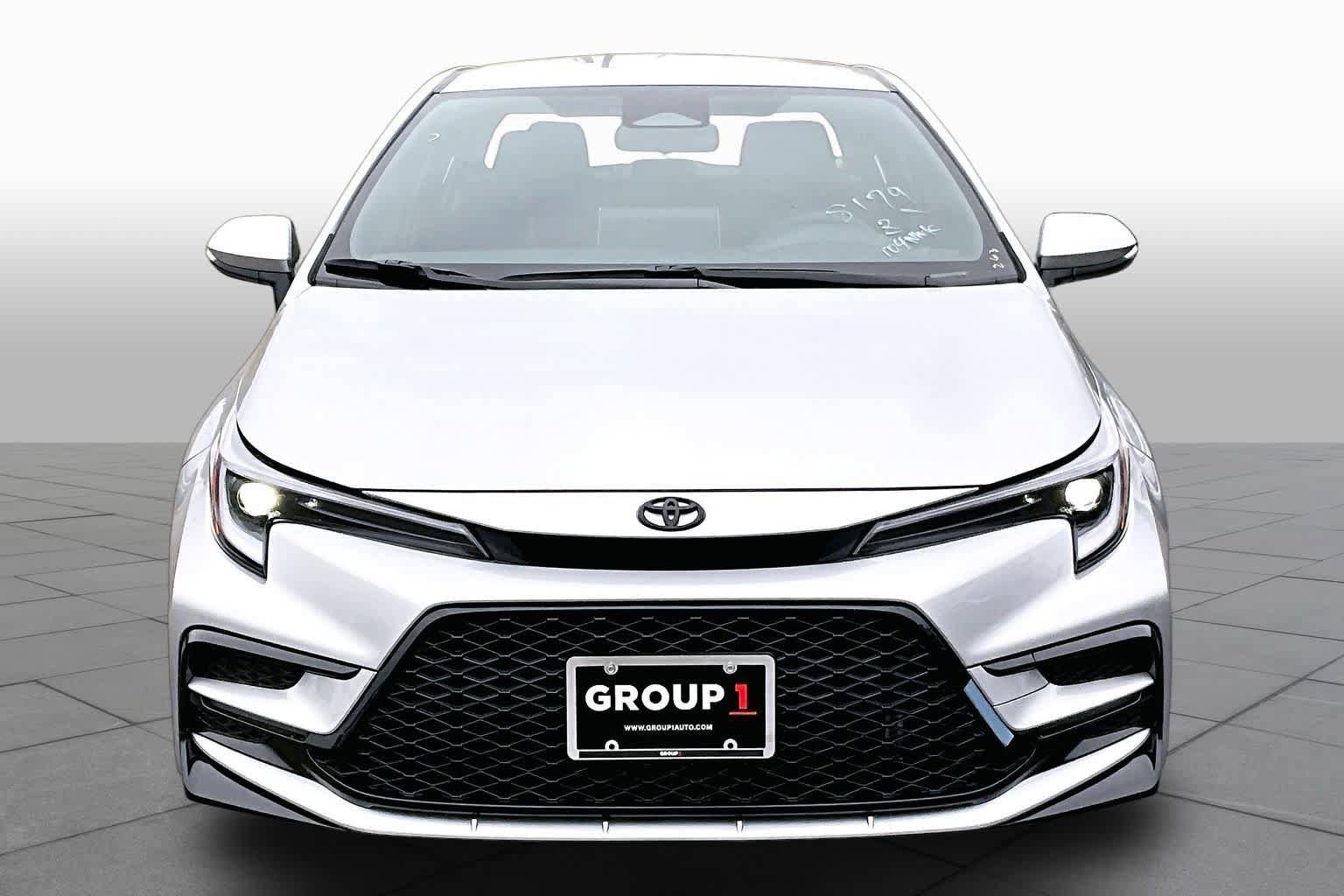 New 2026 Toyota Corolla SE FWD image 3