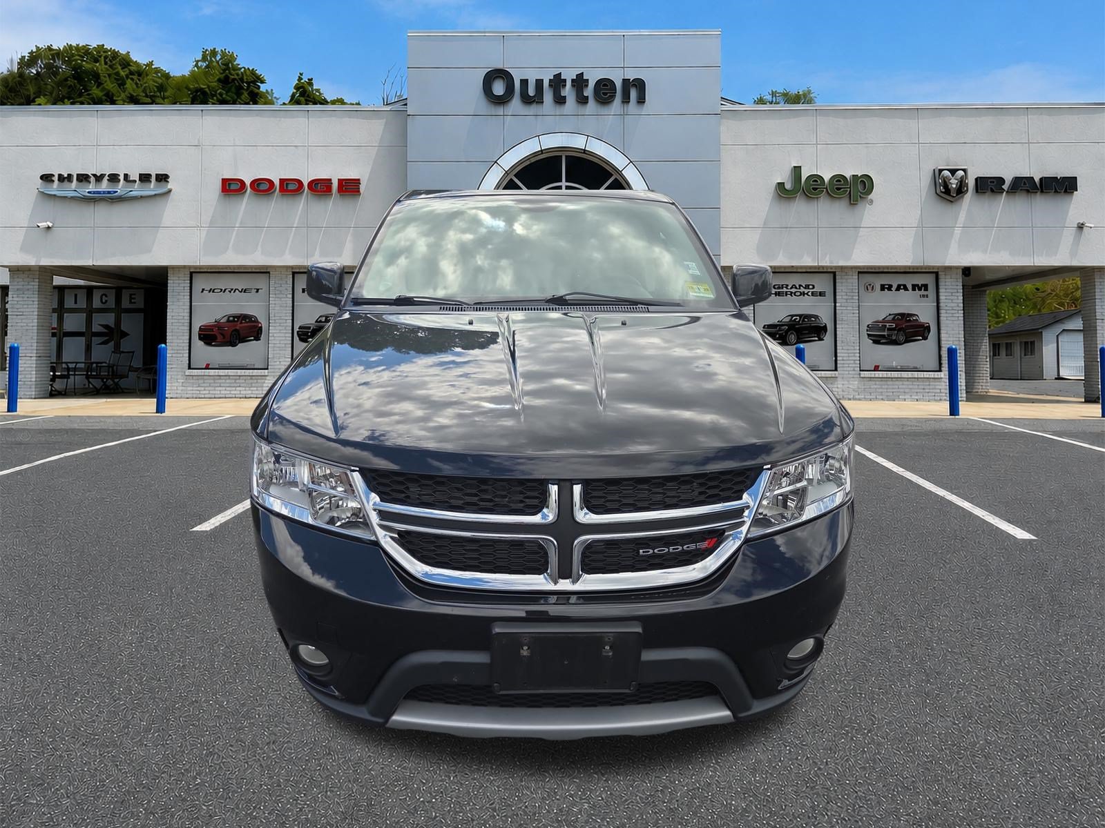 Certified 2017 Dodge Journey SXT AWD/4WD image 9