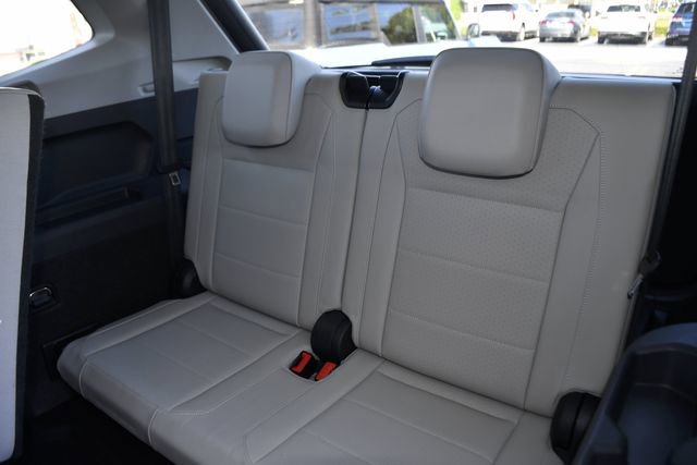 Used 2018 Volkswagen Tiguan SEL image 24