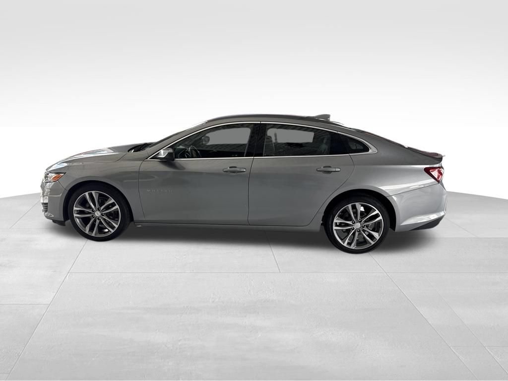 Used 2024 Chevrolet Malibu LT FWD image 2