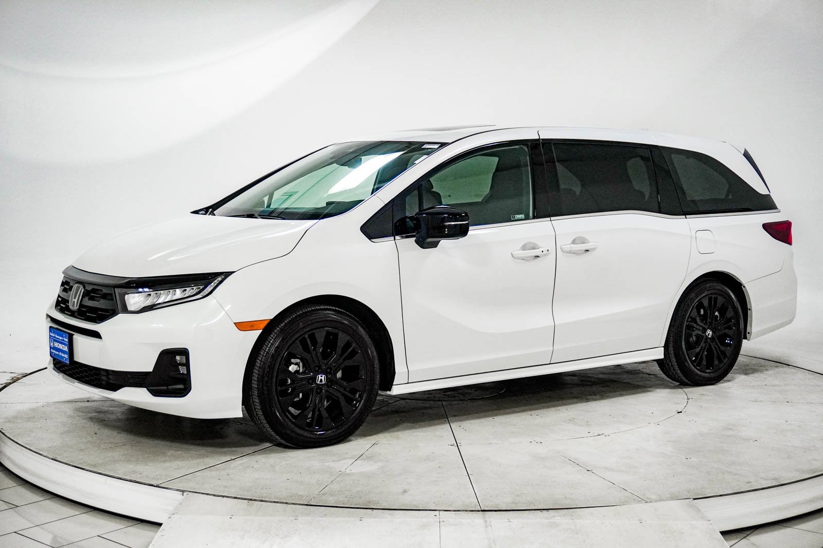 Certified 2026 Honda Odyssey Sport-L image 4