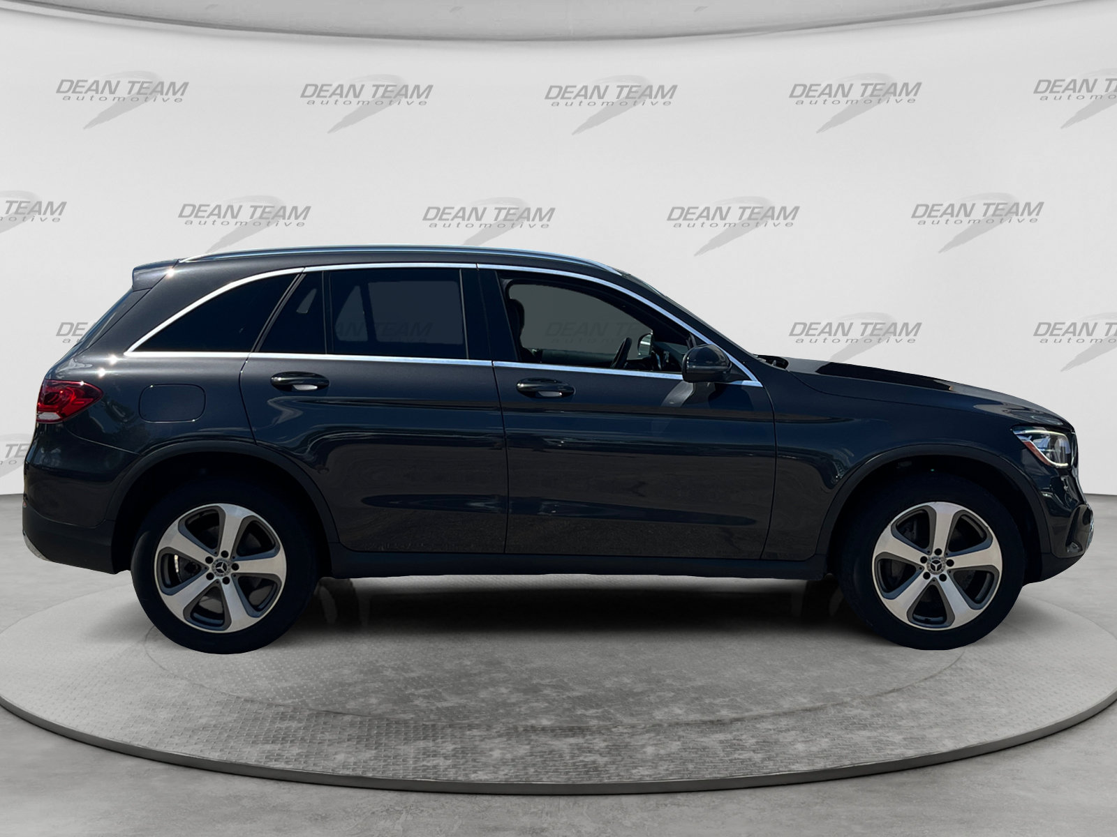 Used 2020 Mercedes-Benz GLC 300 4MATIC image 9