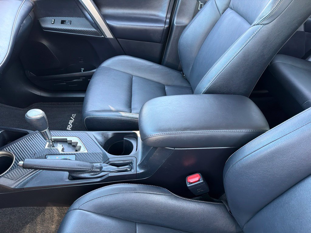Used 2013 Toyota RAV4 Limited AWD/4WD image 13