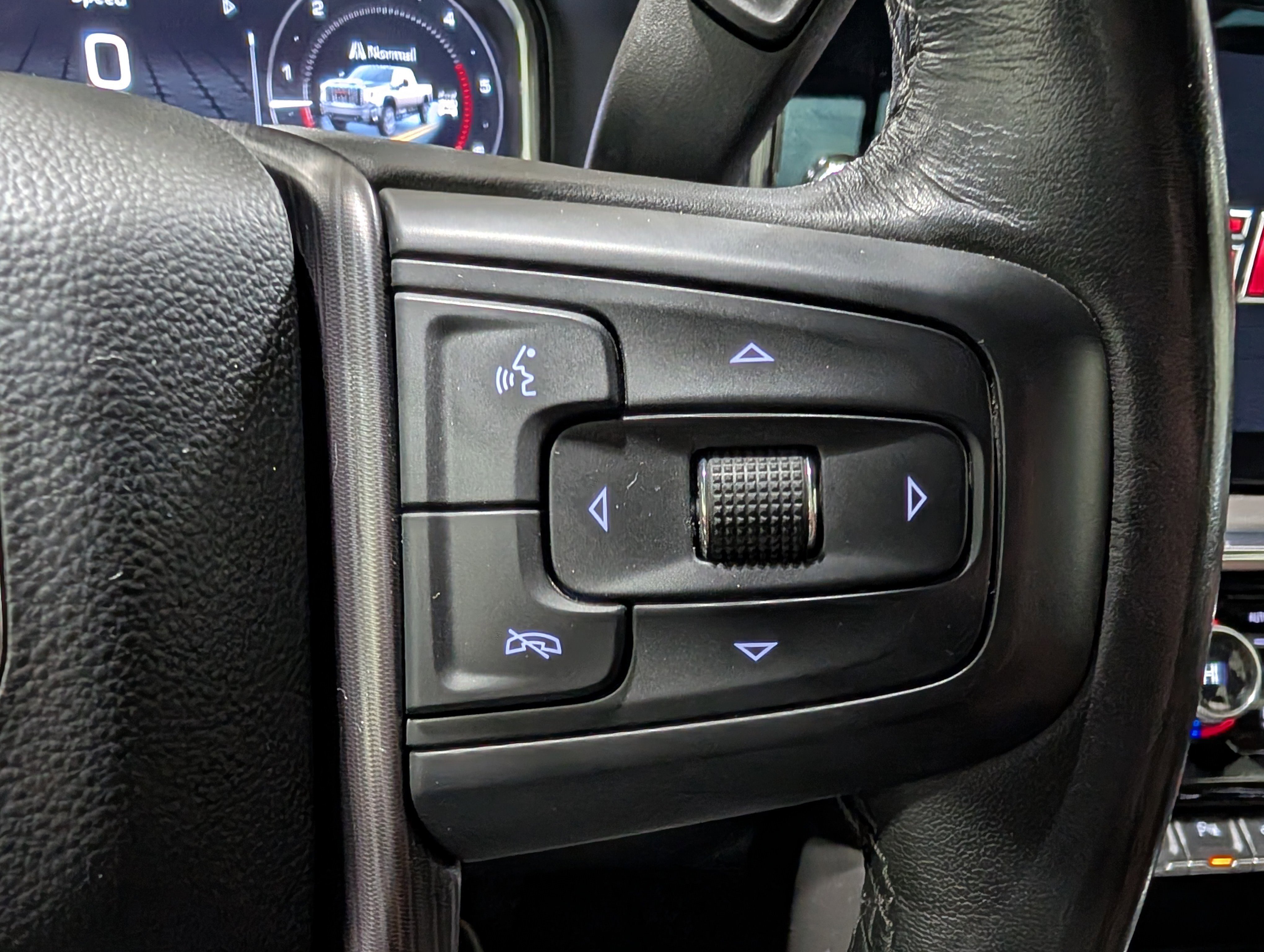 Used 2024 GMC Sierra 3500 Denali Ultimate AWD/4WD image 24