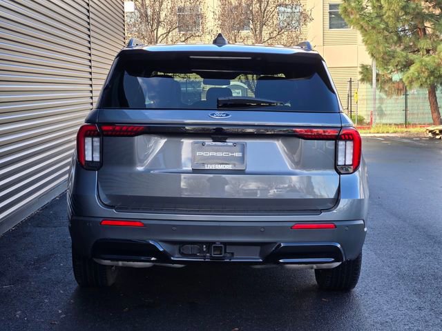 Used 2025 Ford Explorer ST-Line w/ Premium Package image 6