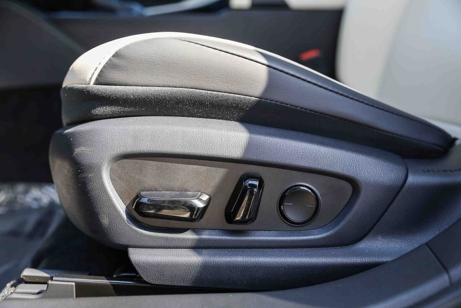 Used 2025 Lexus ES 350 w/ Premium Package FWD image 21