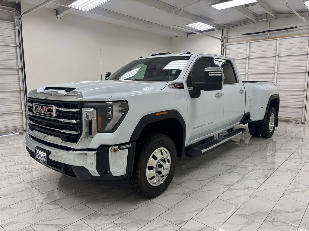 New 2026 GMC Sierra 3500 SLT w/ SLT Convenience Package AWD/4WD image 4