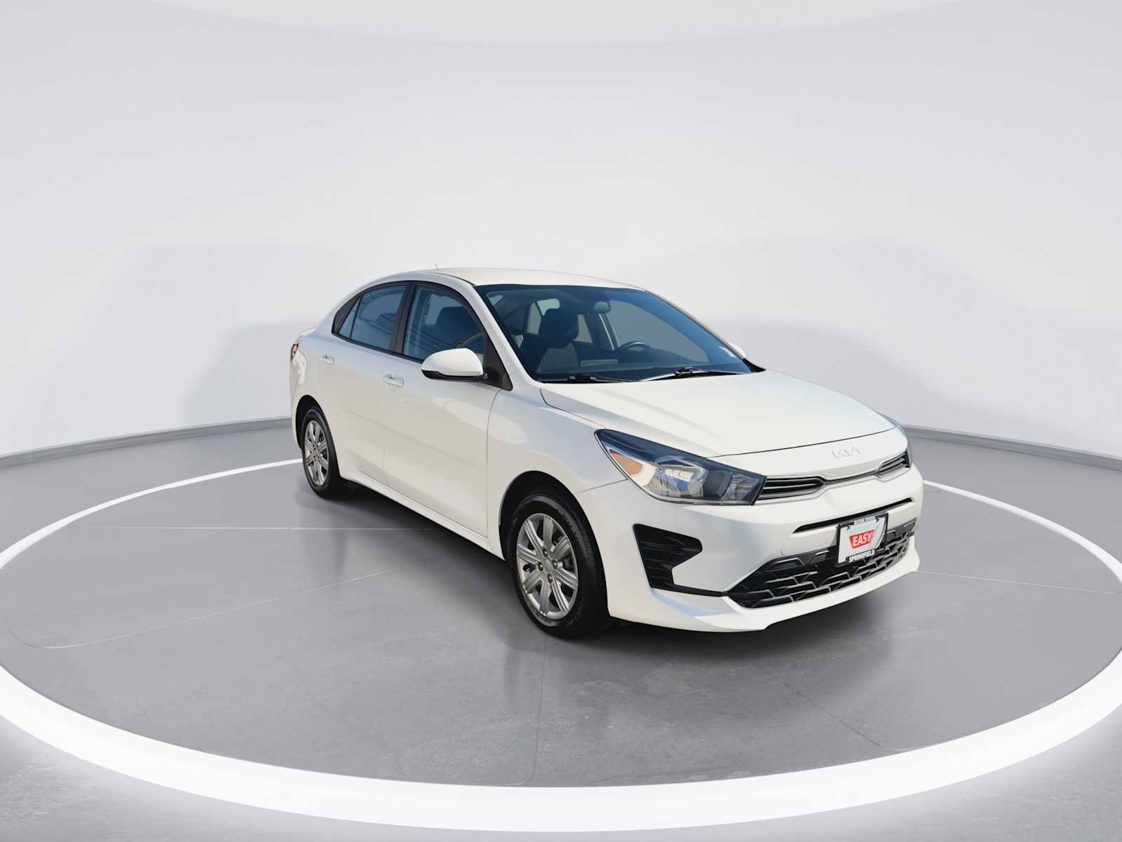Used 2022 Kia Rio LX image 2