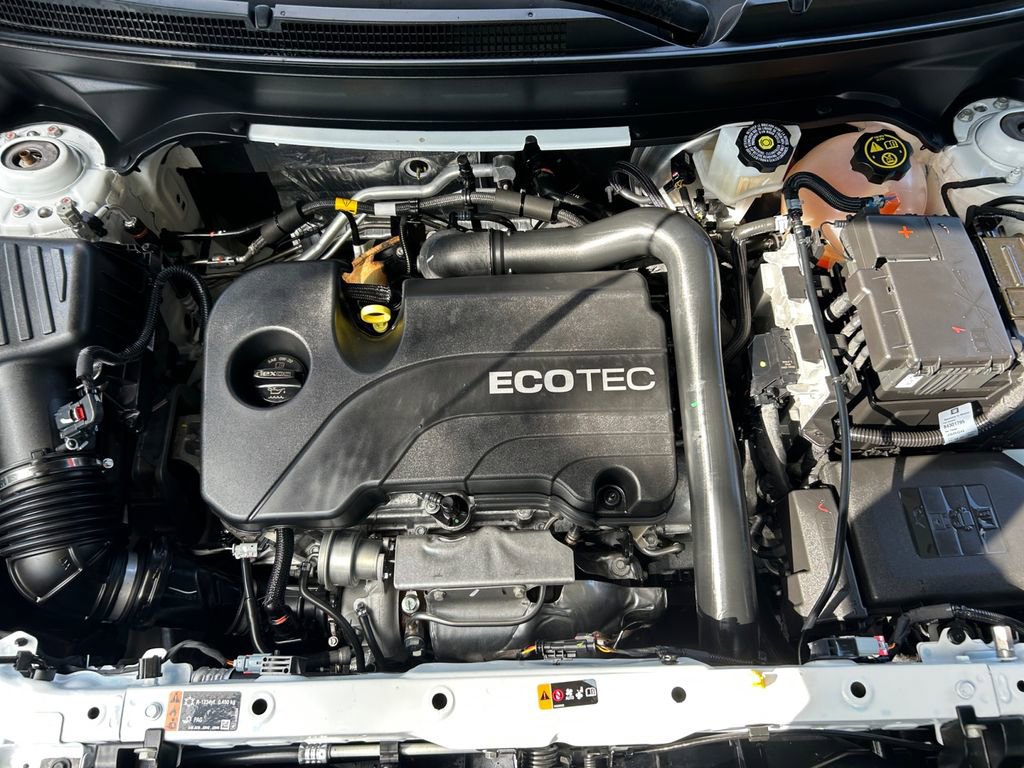 Used 2022 Chevrolet Equinox LS image 29