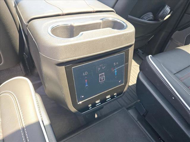 Used 2026 GMC Yukon AT4 Ultimate AWD/4WD image 18