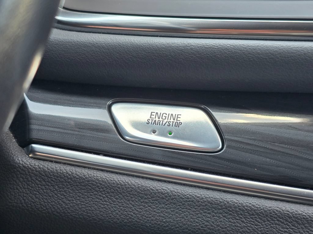 Certified 2023 Buick Enclave Essence FWD image 32