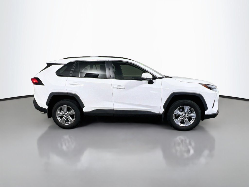Used 2024 Toyota RAV4 XLE w/ Convenience Package FWD image 2