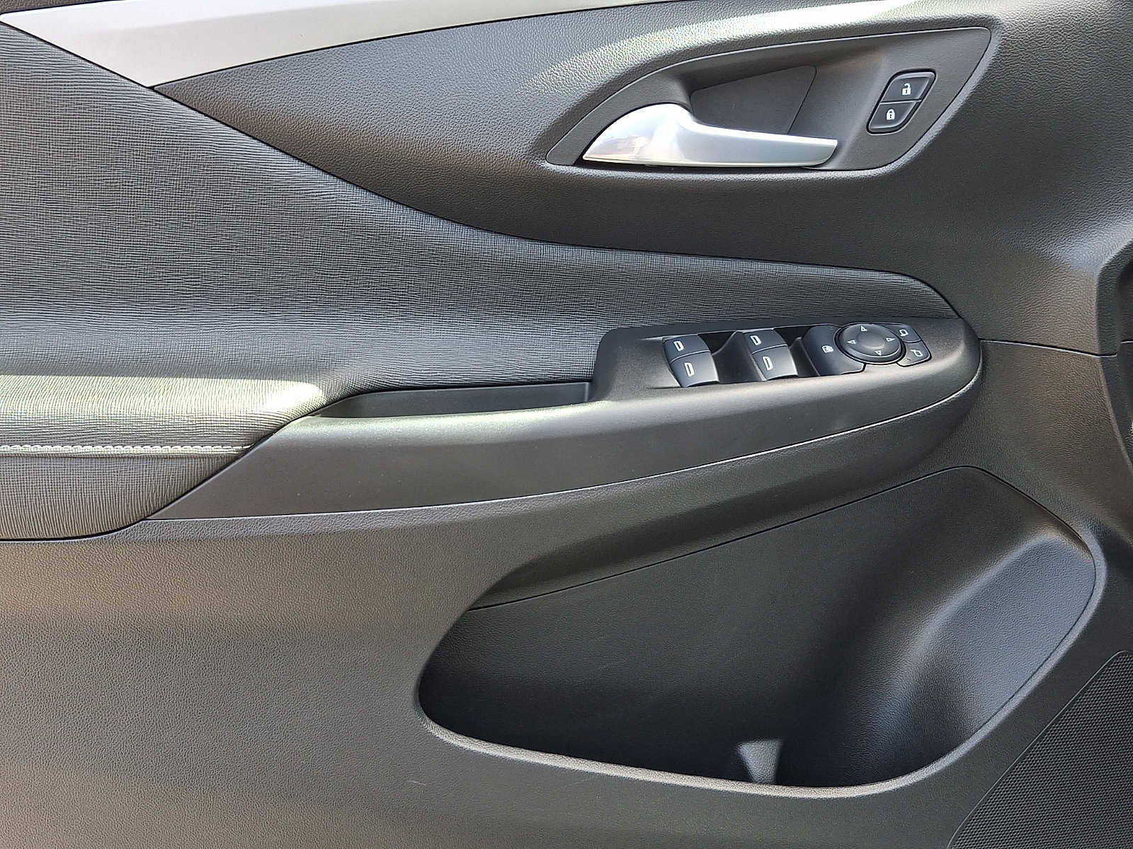 Certified 2024 Buick Envista Preferred w/ Convenience I Package image 14