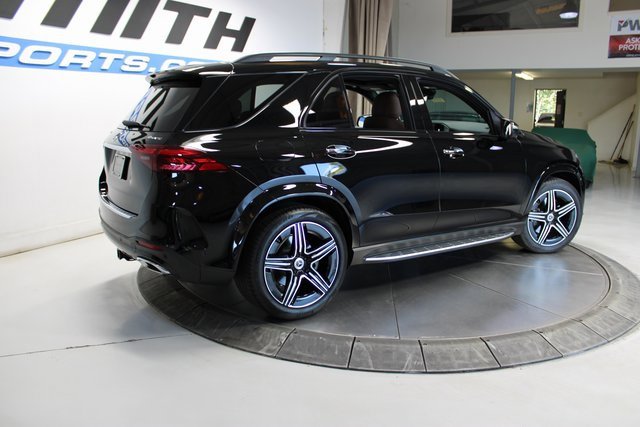 Used 2024 Mercedes-Benz GLE 450 4MATIC w/ AMG Line Exterior image 6