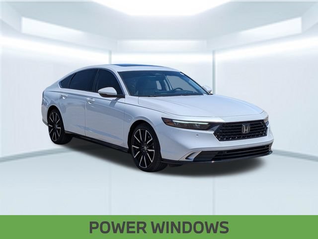 Used 2023 Honda Accord Touring image 9