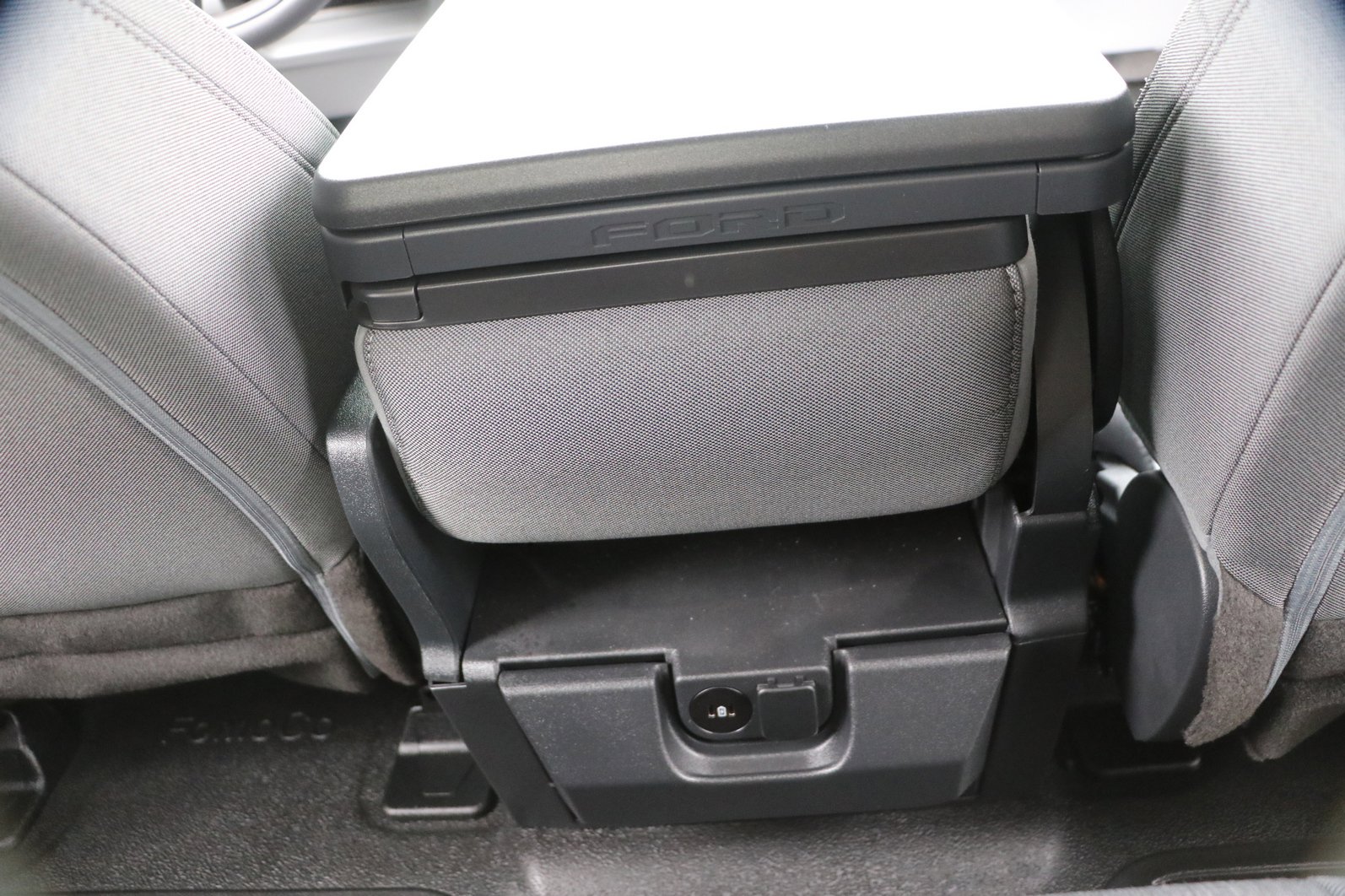 Used 2023 Ford F550 2WD SuperCab Super Duty image 28