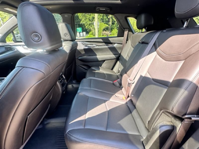 Used 2021 Cadillac XT5 Premium Luxury FWD image 18