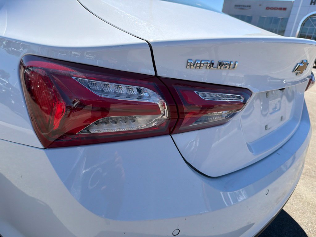 Used 2024 Chevrolet Malibu LT FWD image 9