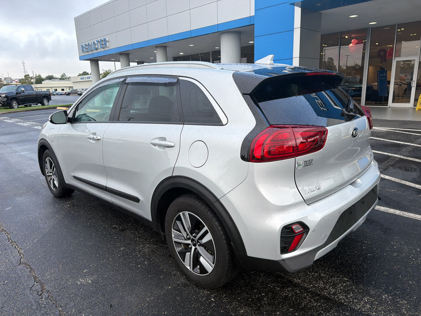 Used 2021 Kia Niro EX Premium FWD image 3