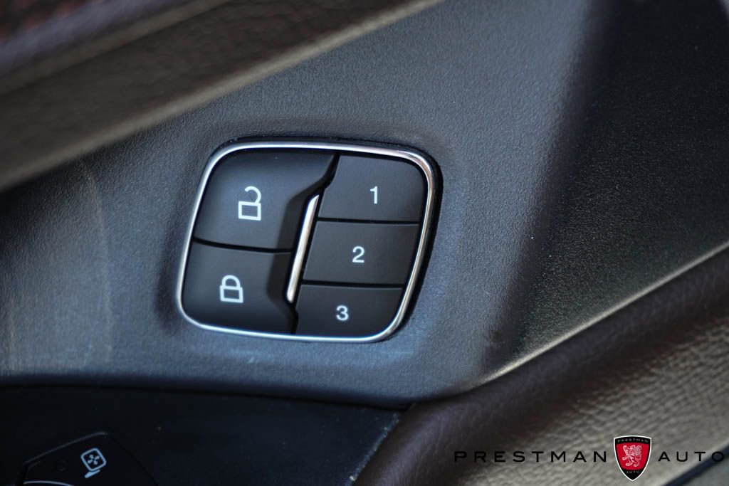 Used 2021 Ford Expedition King Ranch AWD/4WD image 26