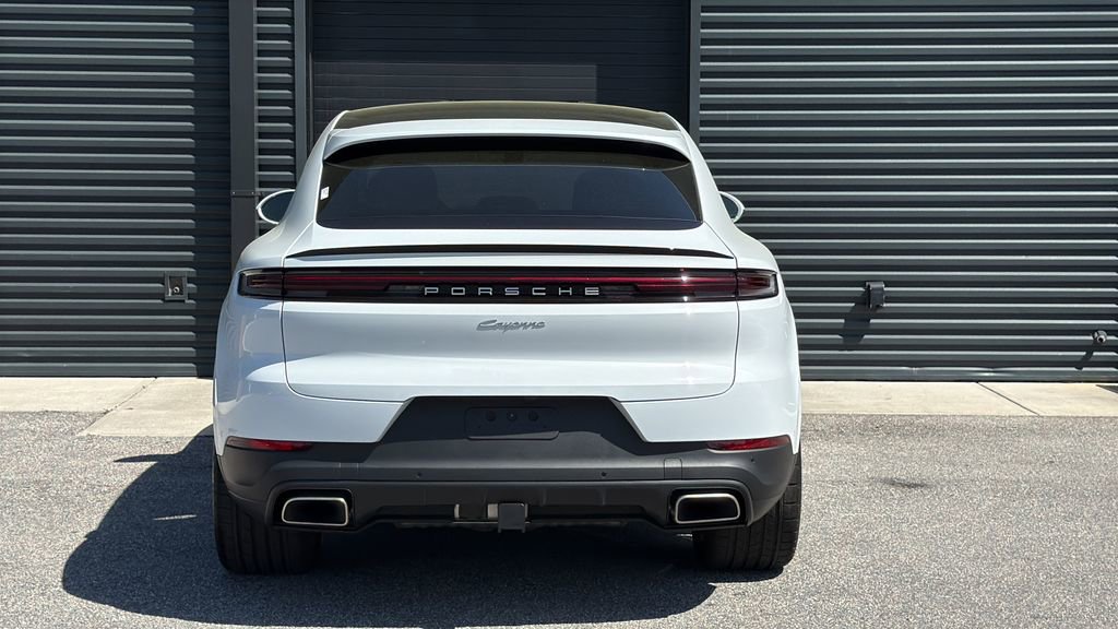 Used 2026 Porsche Cayenne Coupe AWD/4WD image 23