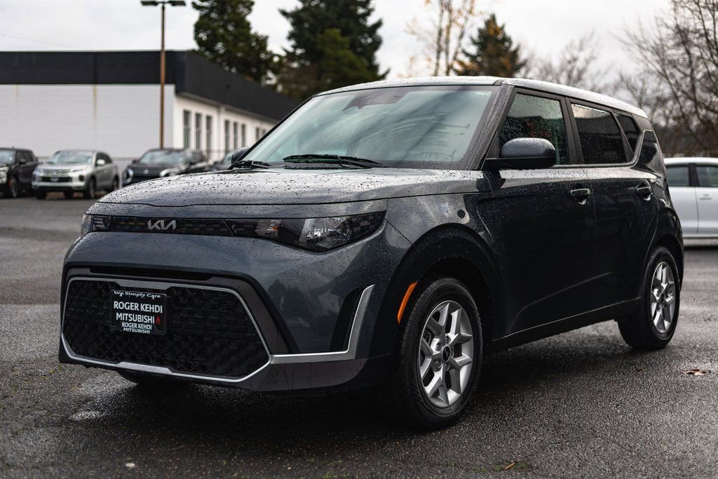 Used 2024 Kia Soul LX w/ Option Group 015 image 4