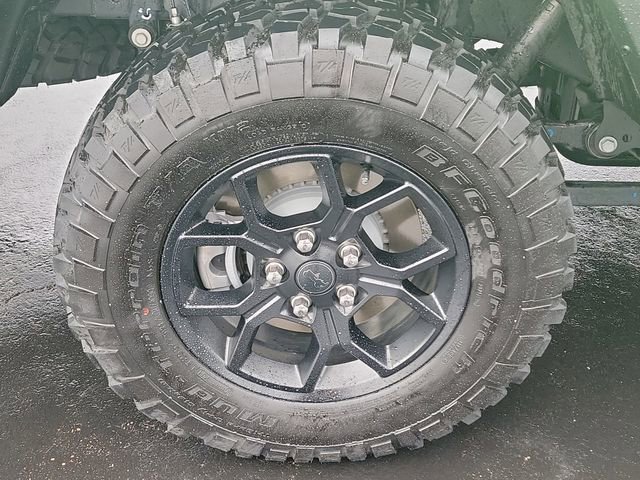 Used 2025 Jeep Gladiator Sport image 10