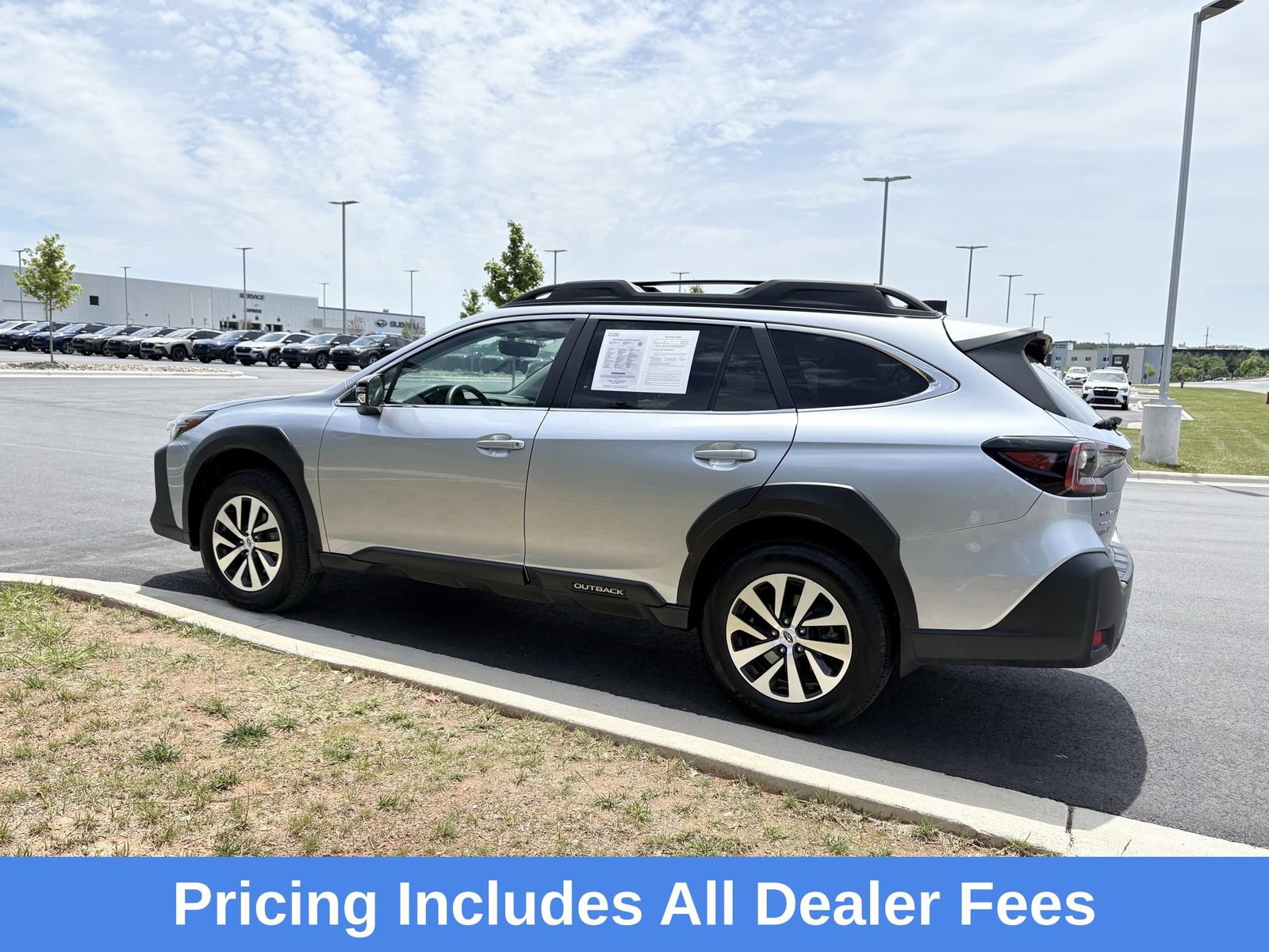 Certified 2025 Subaru Outback Premium w/ Popular Package #1A AWD/4WD image 5