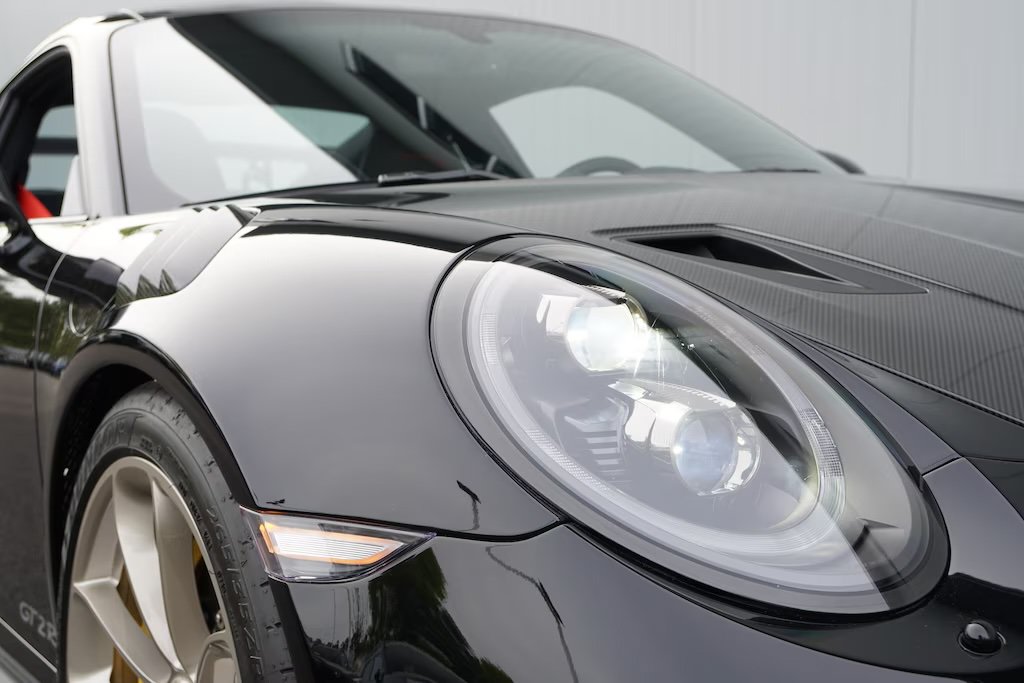 Used 2019 Porsche 911 GT2 RS RWD image 37