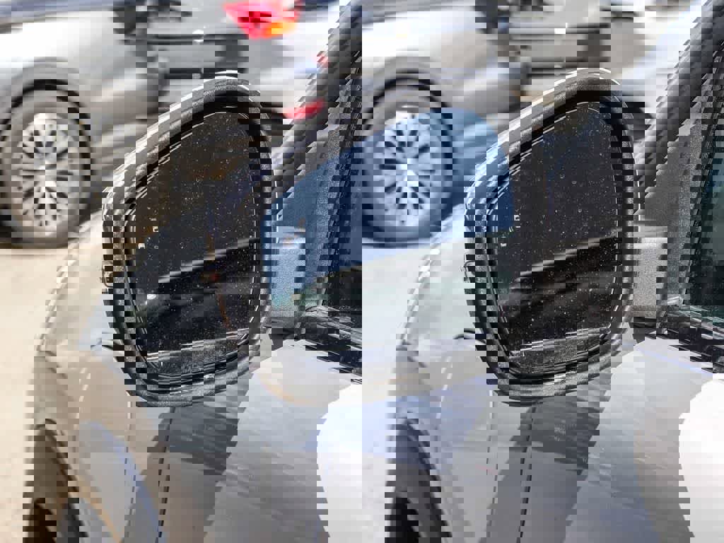 Used 2022 Ford Mustang Mach-E Select image 18