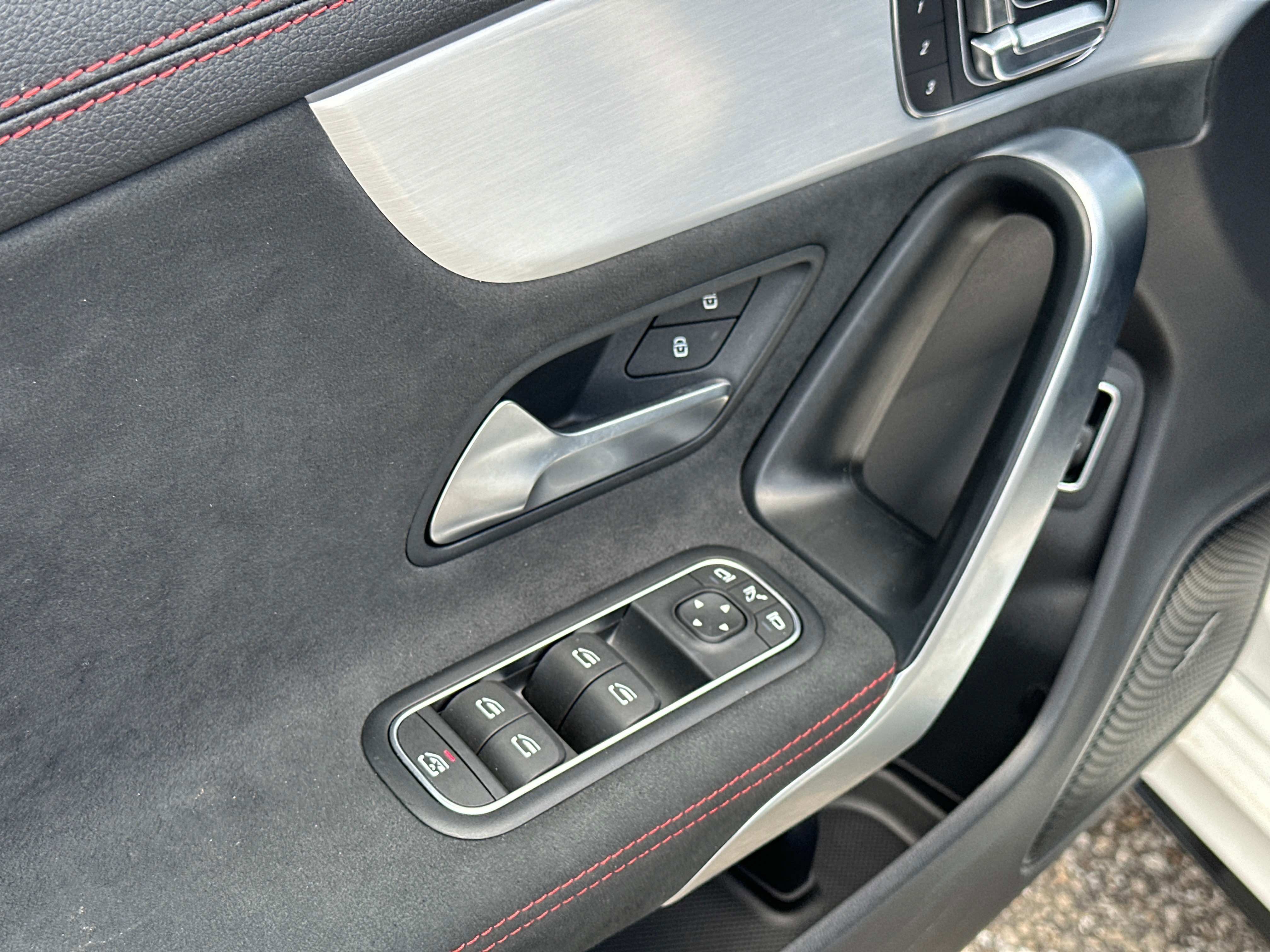 Used 2024 Mercedes-Benz CLA 35 AMG 4MATIC image 16